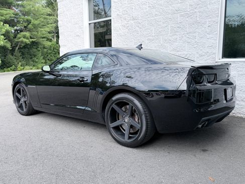 Used 2010 Chevrolet Camaro SS RWD image 6