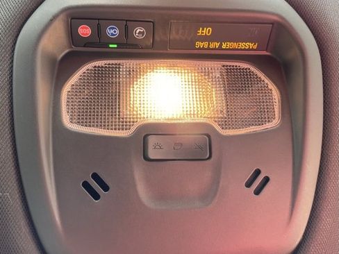 Used 2024 Buick Envista Sport Touring w/ Convenience I Package image 23