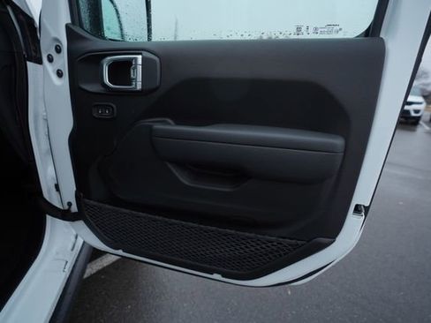 New 2026 Jeep Wrangler Rubicon image 20