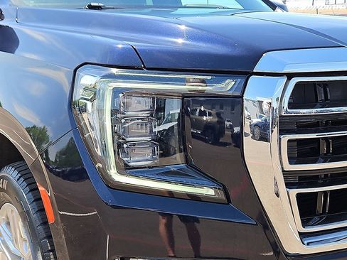 Used 2021 GMC Yukon SLT w/ SLT Luxury Package AWD/4WD image 9