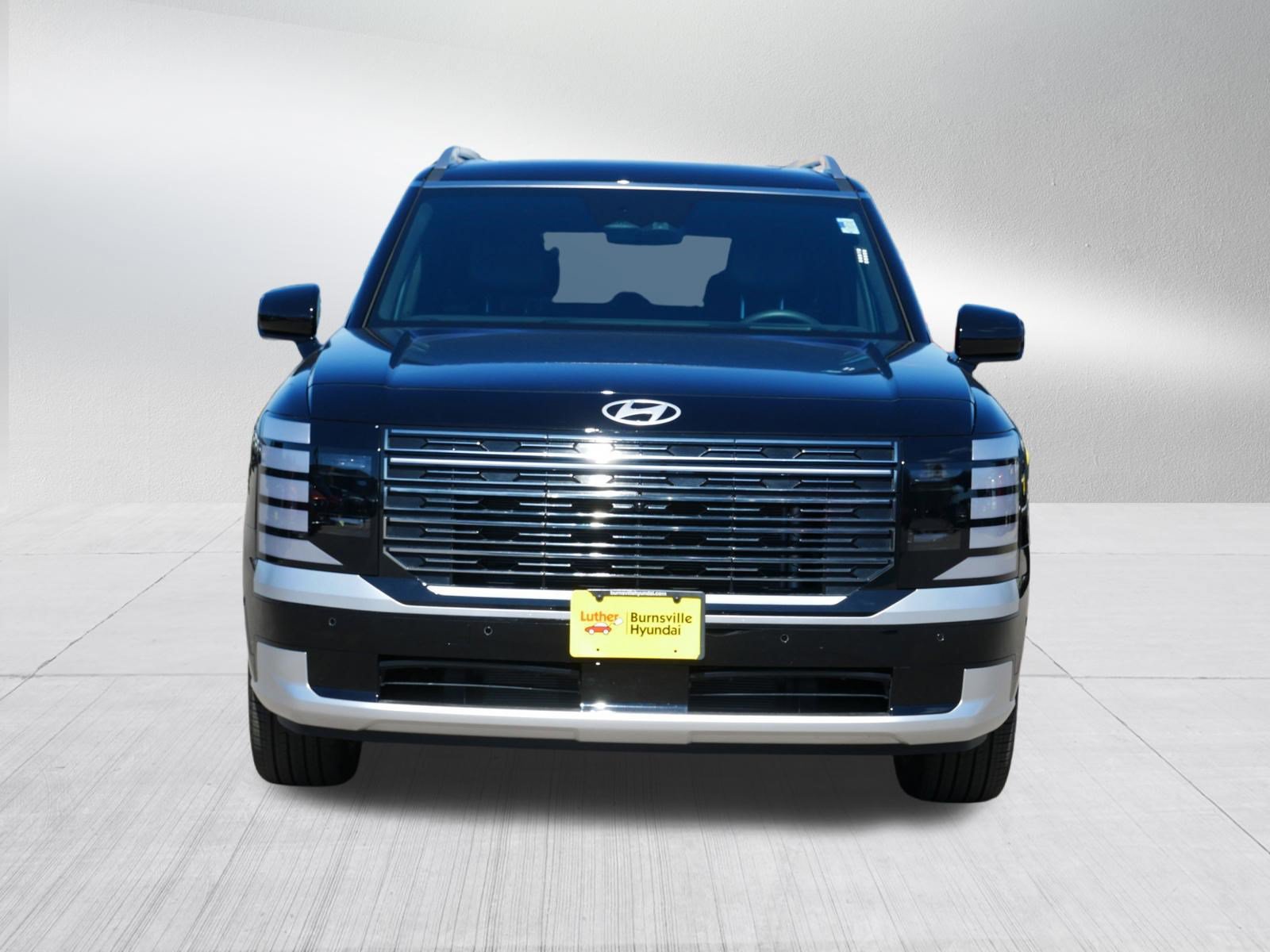 Used 2026 Hyundai Palisade Calligraphy AWD/4WD image 2
