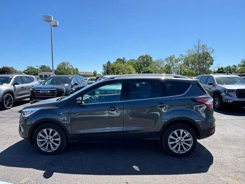Used 2017 Ford Escape Titanium FWD image 8