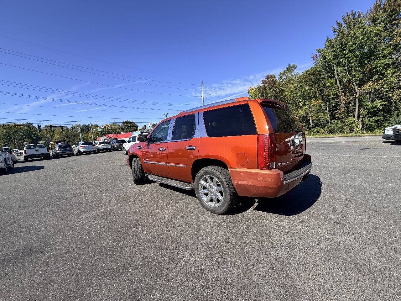 Used 2007 Cadillac Escalade 2WD w/ Information Package image 30
