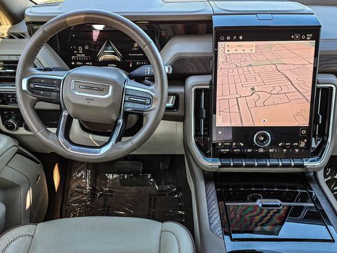 Certified 2025 GMC Yukon Denali AWD/4WD image 34