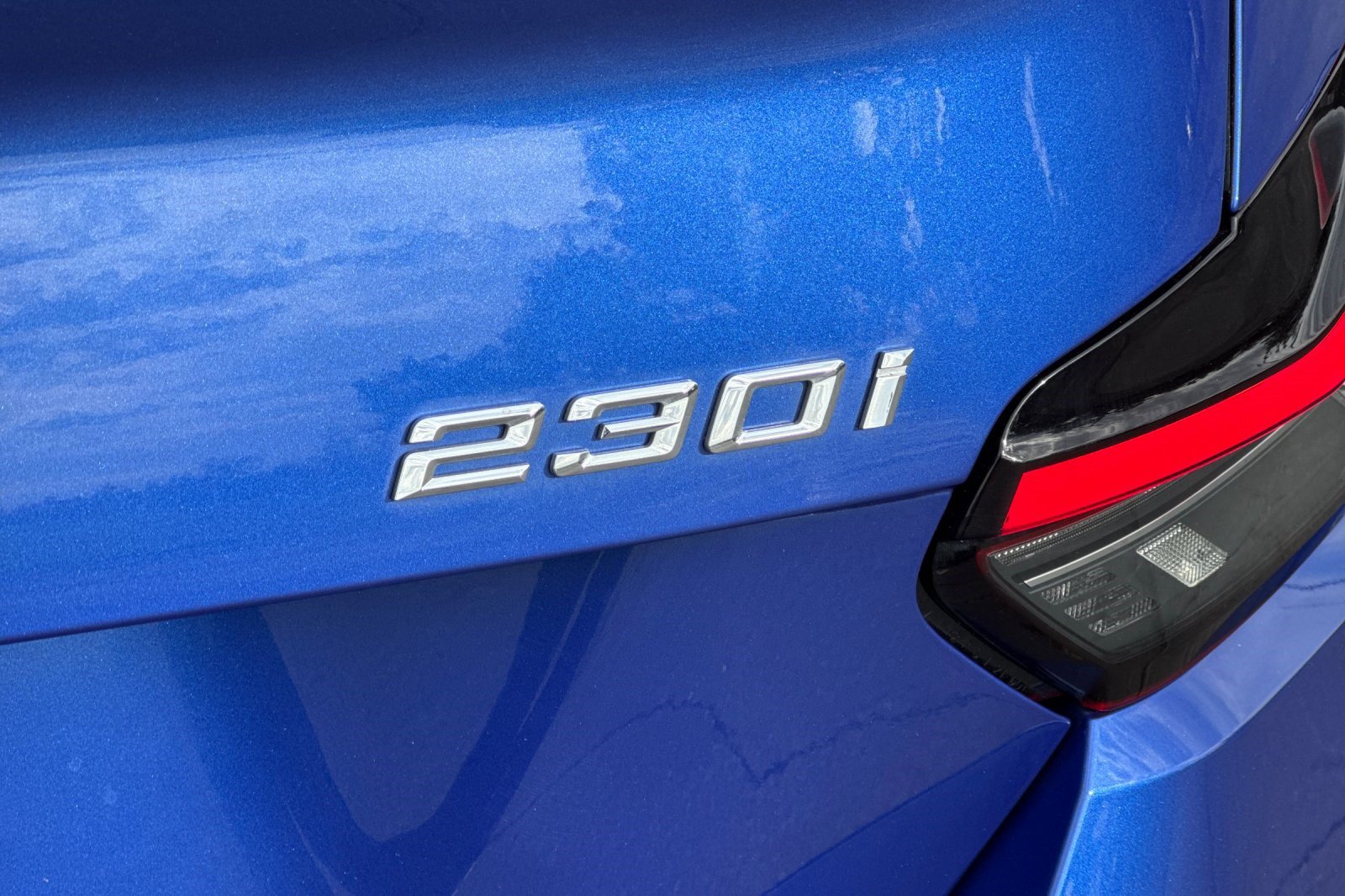 Certified 2024 BMW 230i Coupe w/ M Sport Package RWD image 38