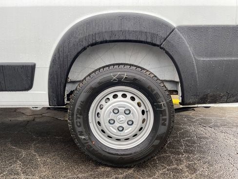 New 2025 RAM ProMaster 3500 w/ Premium Convenience Group image 23