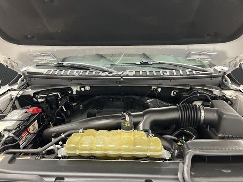 Used 2019 Ford Expedition Platinum image 44