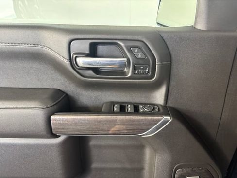Used 2022 Chevrolet Silverado 1500 LTZ AWD/4WD image 14