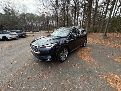 Used 2021 INFINITI QX50 Sensory image 2