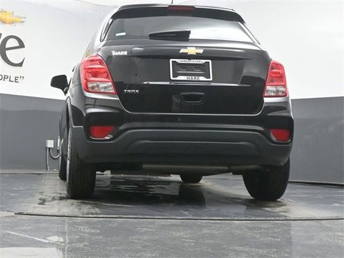Used 2019 Chevrolet Trax LS image 53