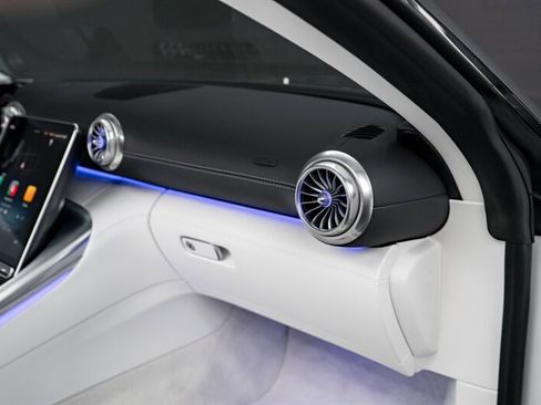 Used 2026 Mercedes-Benz Maybach SL 680 image 20