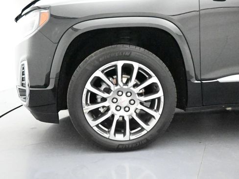 Used 2022 GMC Acadia Denali w/ Denali Ultimate Package AWD/4WD image 6