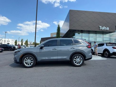 Used 2024 Honda CR-V EX-L image 6