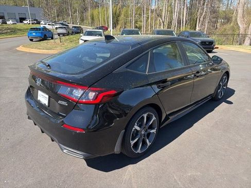 Certified 2025 Honda Civic Sport Touring image 5