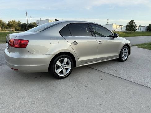 Used 2014 Volkswagen Jetta TDI FWD image 5