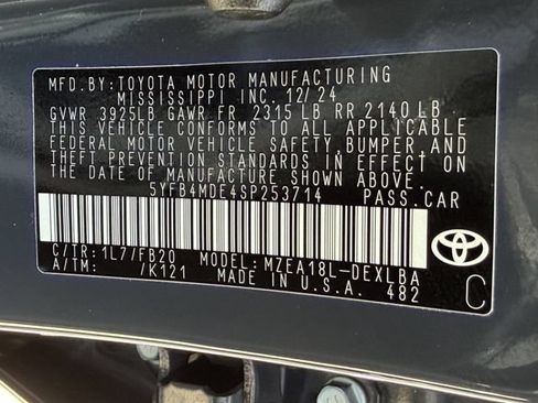 Used 2025 Toyota Corolla LE FWD image 25