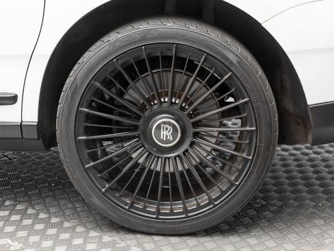 Certified 2020 Rolls-Royce Cullinan AWD/4WD image 55
