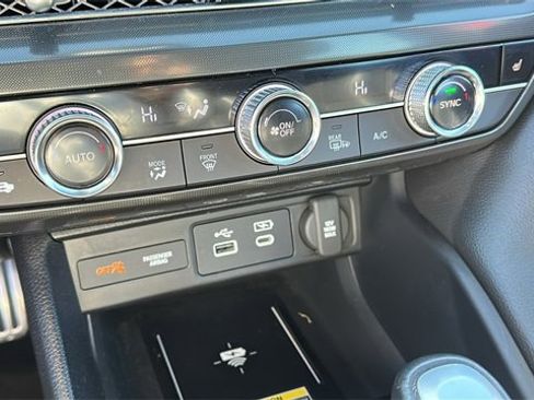 Used 2023 Acura Integra A-Spec image 17