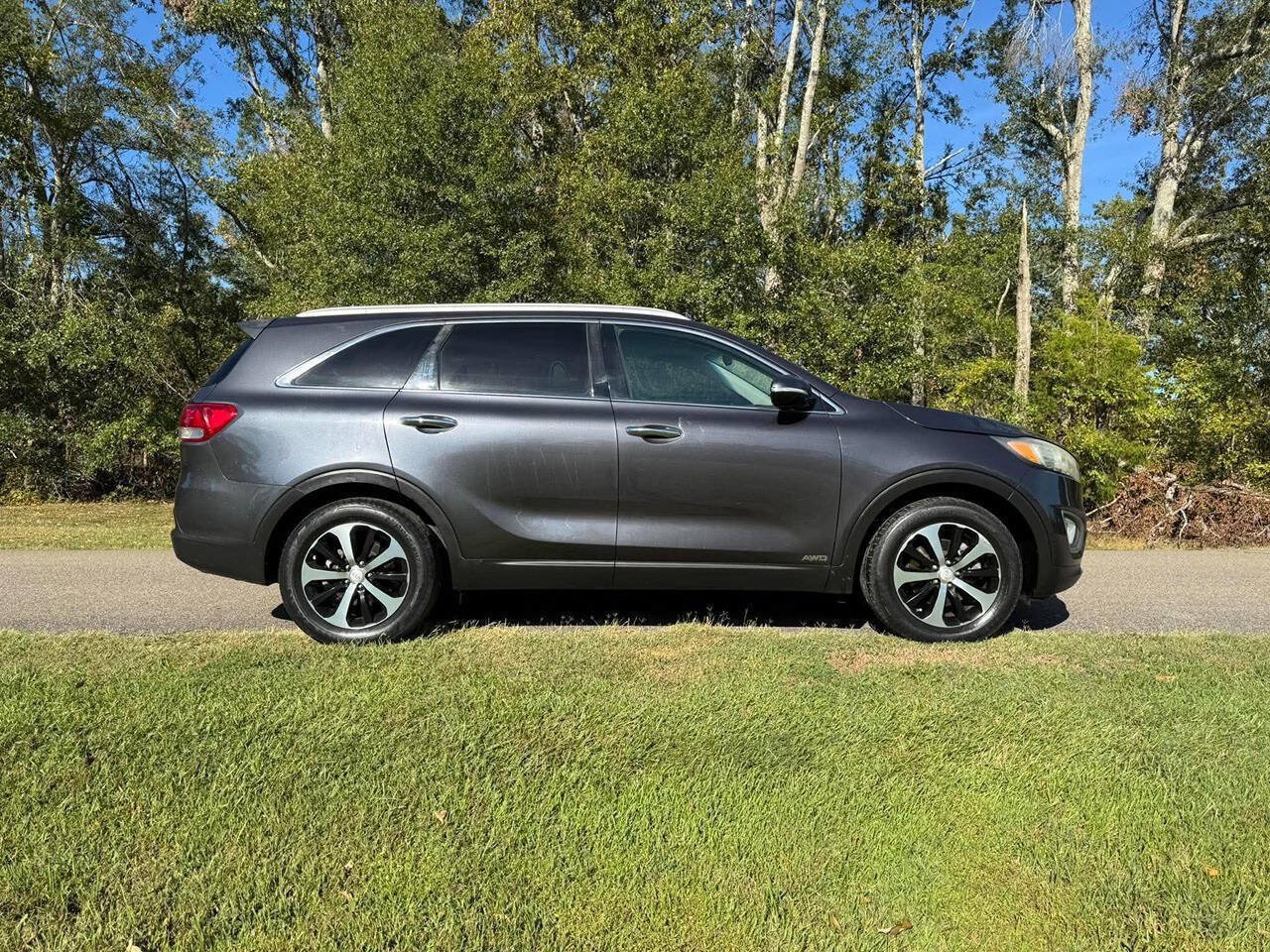 Used 2016 Kia Sorento EX AWD/4WD image 4
