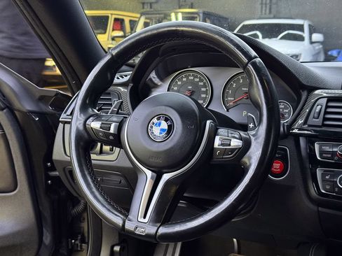 Used 2015 BMW M4 Coupe RWD image 19