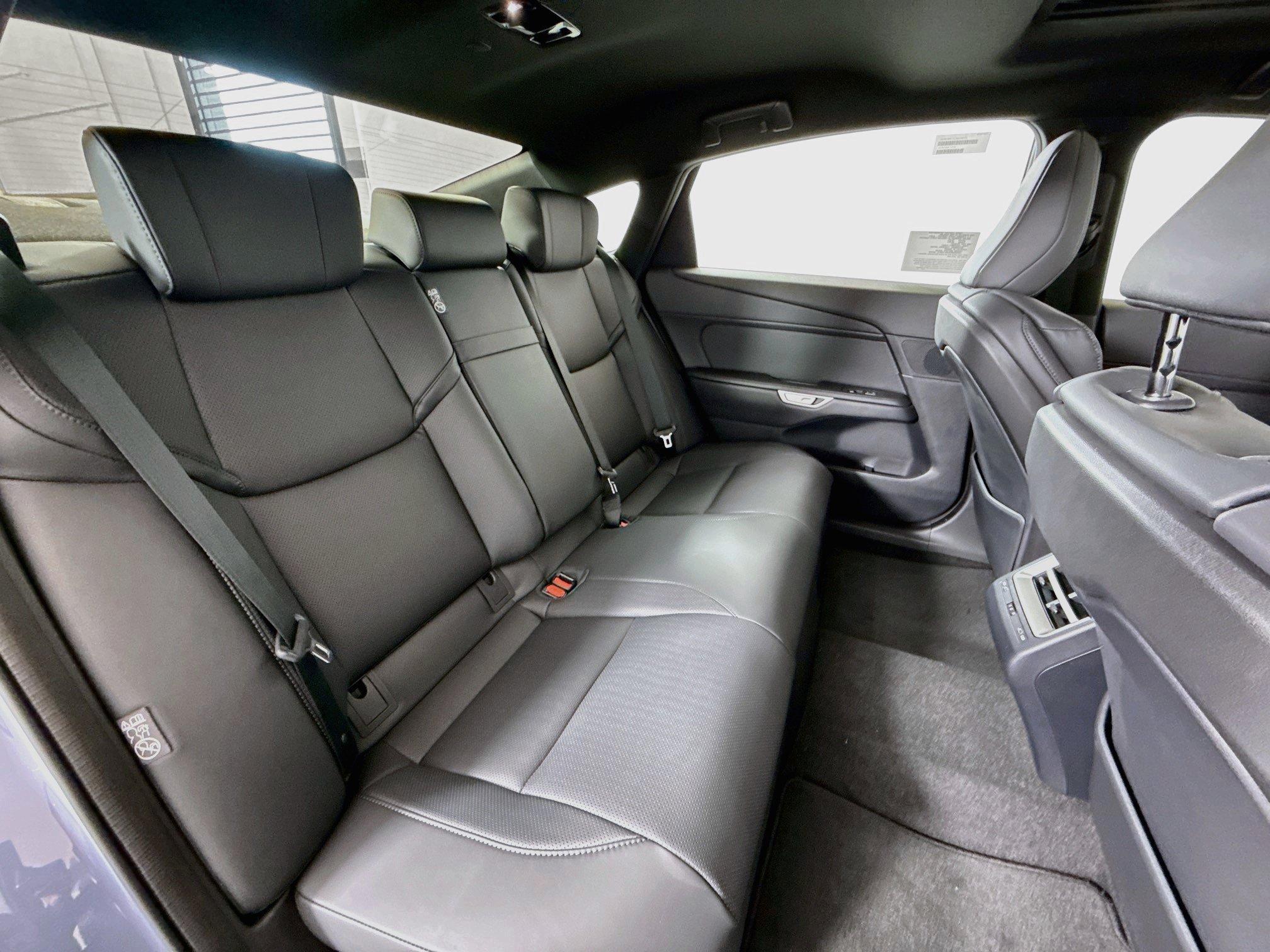 New 2026 Lexus ES 350e w/ Convenience Package FWD image 25