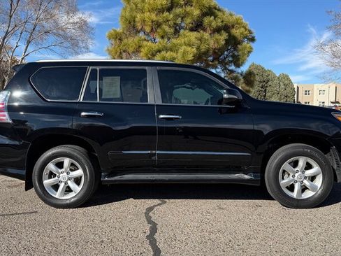 Used 2015 Lexus GX 460 w/ Comfort Package AWD/4WD image 9