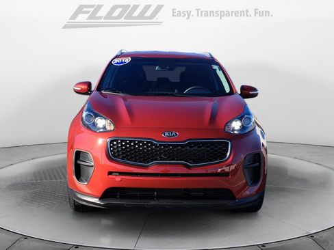 Used 2018 Kia Sportage LX w/ LX Technology Package image 3