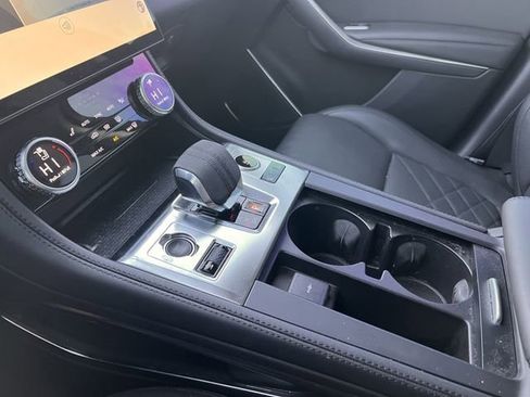 Used 2022 Jaguar F-PACE S image 17