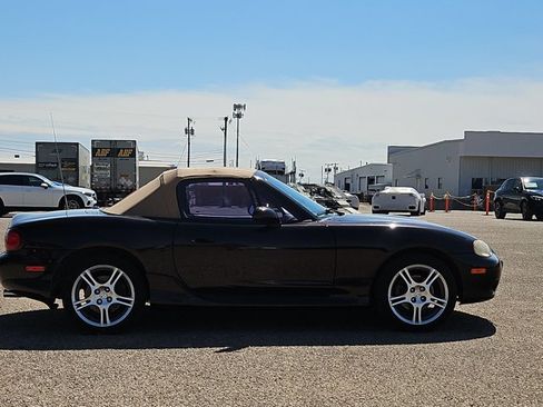 Used 2004 MAZDA MX-5 Miata LS RWD image 4