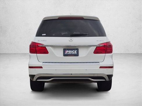 Used 2015 Mercedes-Benz GL 450 4MATIC image 7