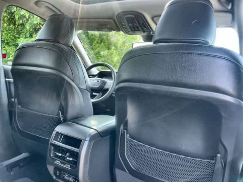 Used 2023 Jeep Grand Cherokee 4WD 4xe image 13