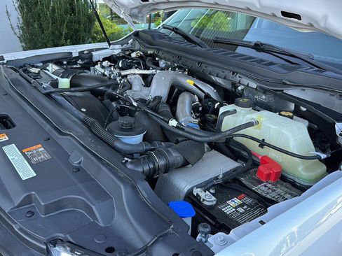 Used 2024 Ford F350 XLT image 29