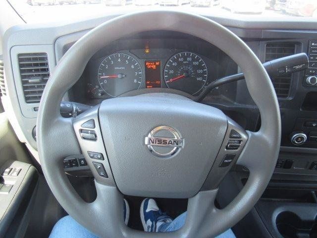 Used 2021 Nissan NV 2500 SV RWD image 23