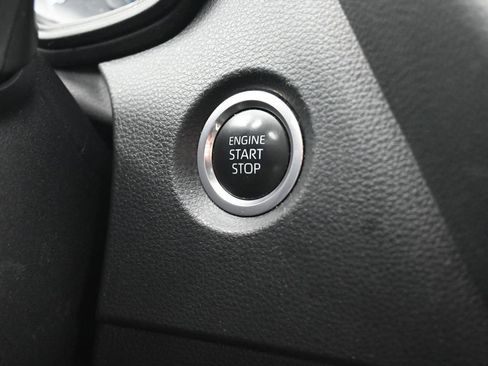 Used 2023 Toyota Corolla SE image 15