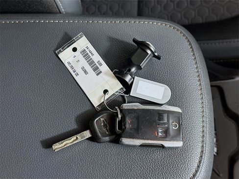 Used 2019 Chevrolet Colorado Z71 image 32