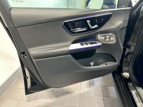 New 2026 Mercedes-Benz GLC 300 4MATIC image 8
