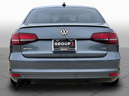 Used 2016 Volkswagen Jetta Sport w/ Lighting Package FWD image 5