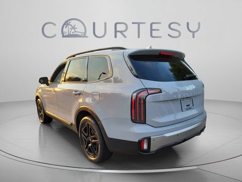 Used 2023 Kia Telluride EX X-Line AWD/4WD image 2