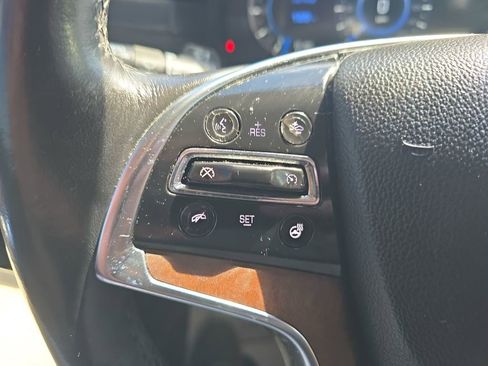 Used 2016 Cadillac Escalade Luxury AWD/4WD image 31