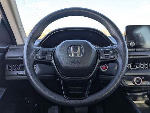 Certified 2023 Honda Accord LX image 18