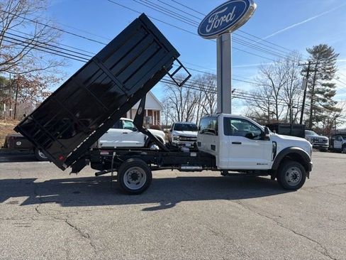 New 2025 Ford F550 4x4 Regular Cab Super Duty image 9