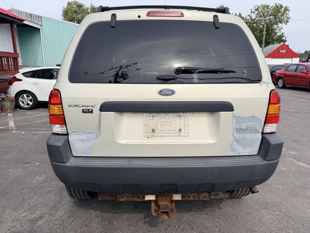 Used 2003 Ford Escape XLT AWD/4WD image 4