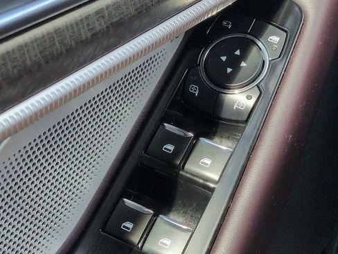 Certified 2025 Ford Explorer Platinum AWD/4WD image 24