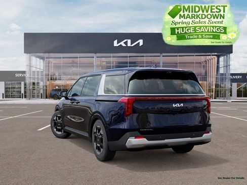 New 2026 Kia Carnival EX FWD image 4