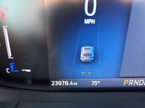 Used 2025 Ford Escape ST-Line Select AWD/4WD image 3