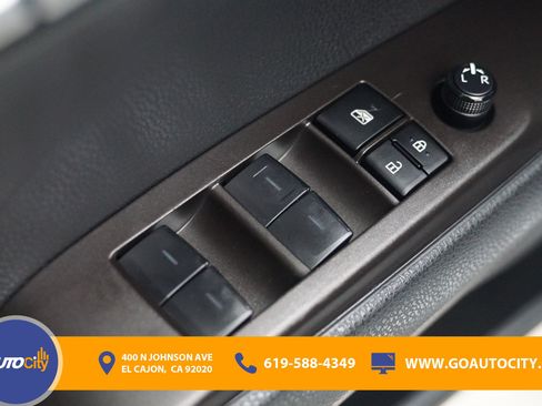 Used 2024 Toyota Camry SE w/ Audio Upgrade Package FWD image 18