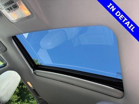 Used 2016 Toyota Highlander Limited AWD/4WD image 40