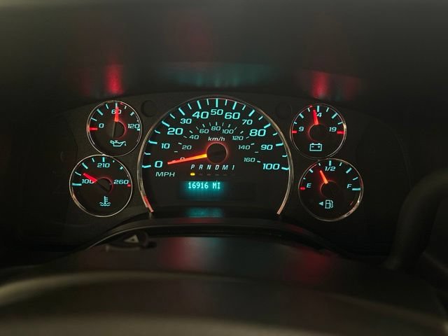 Used 2025 Chevrolet Express 2500 w/ Driver Convenience Package RWD image 16