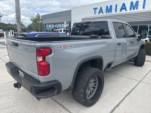 Used 2024 Chevrolet Silverado 2500 Custom AWD/4WD image 4