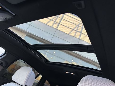 Used 2023 BMW X6 xDrive40i w/ Executive Package image 18